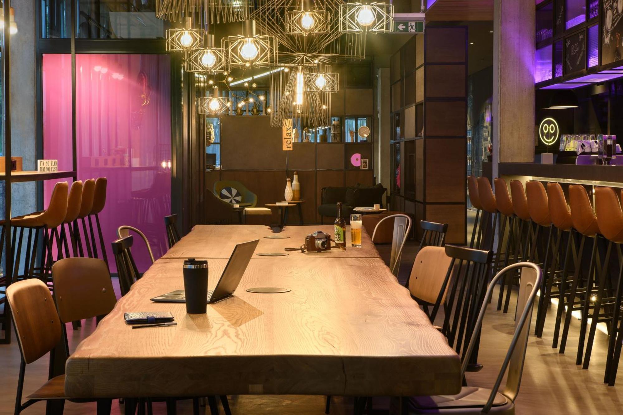 Moxy Dresden Neustadt Εξωτερικό φωτογραφία