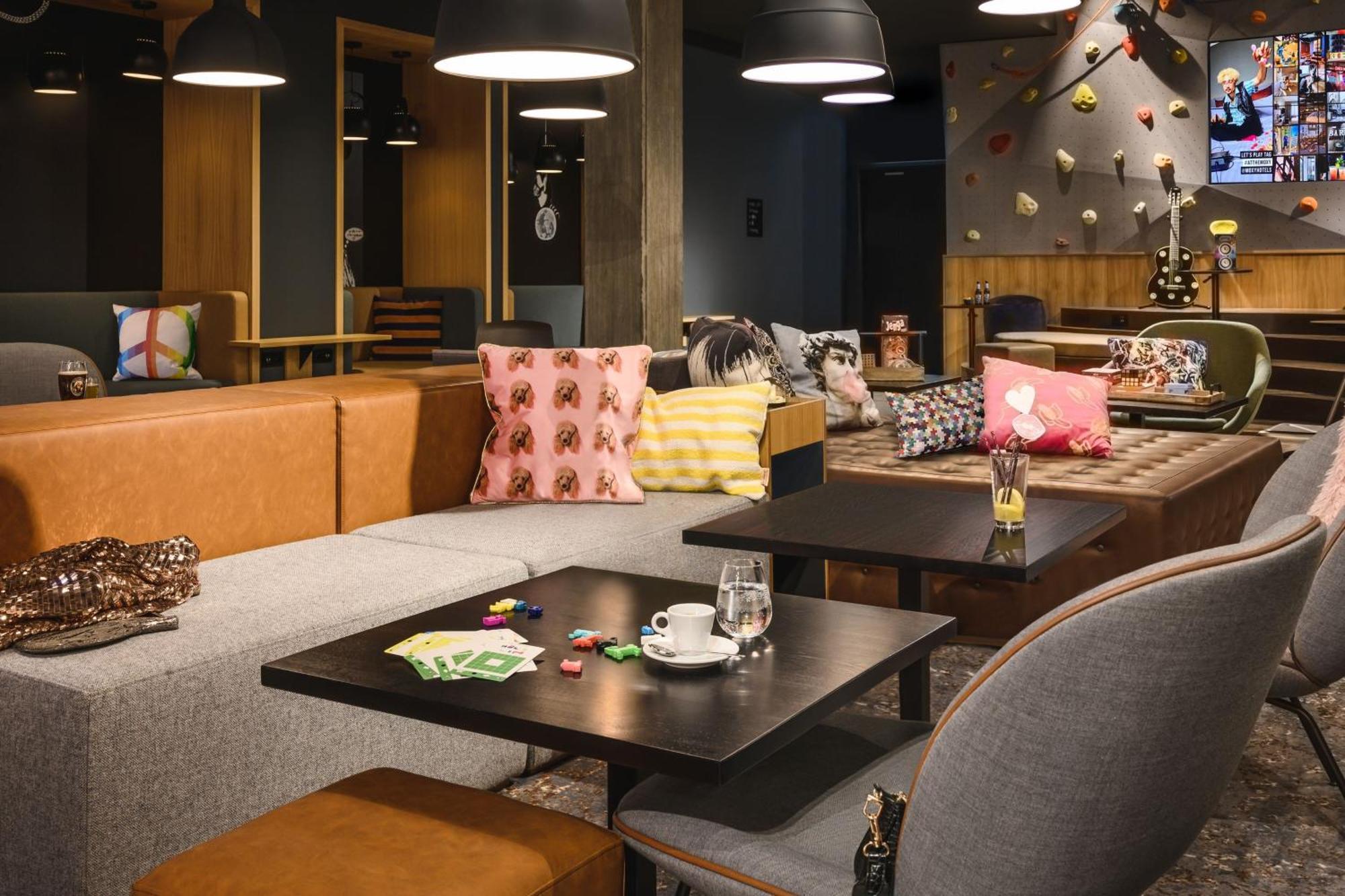 Moxy Dresden Neustadt Εξωτερικό φωτογραφία