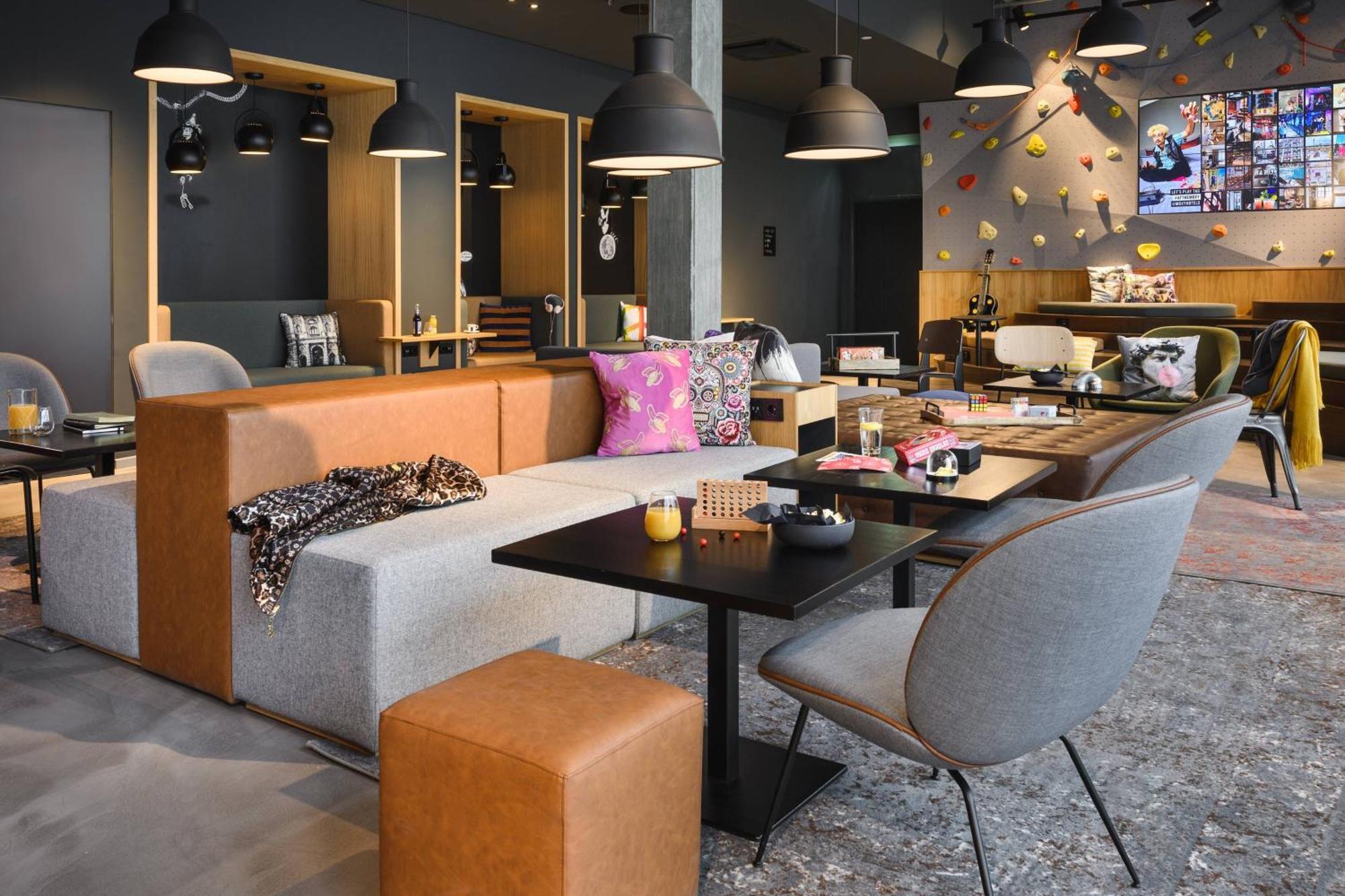 Moxy Dresden Neustadt Εξωτερικό φωτογραφία