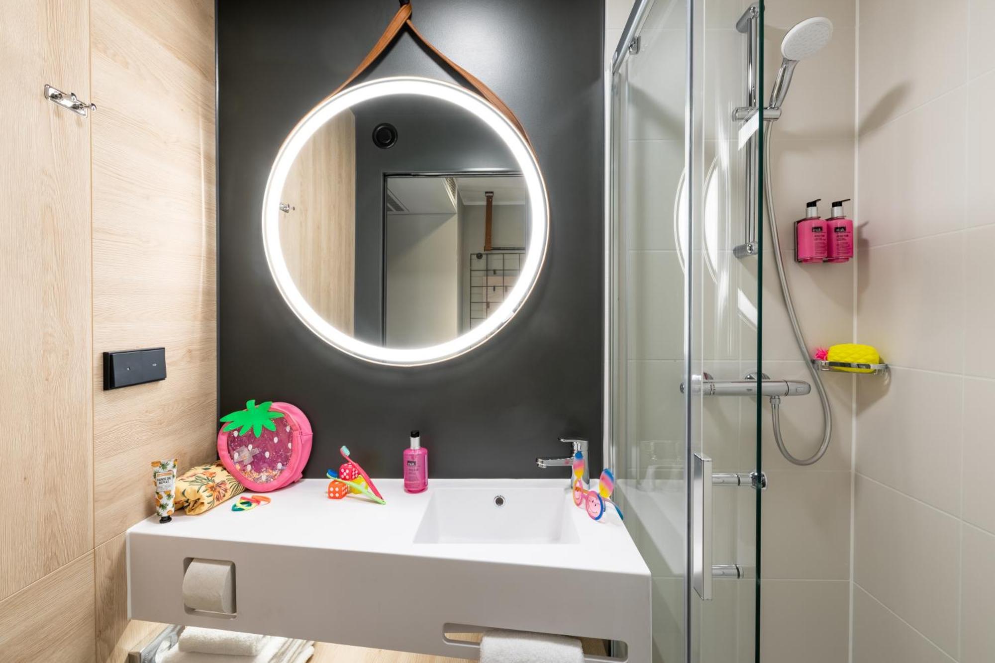Moxy Dresden Neustadt Εξωτερικό φωτογραφία