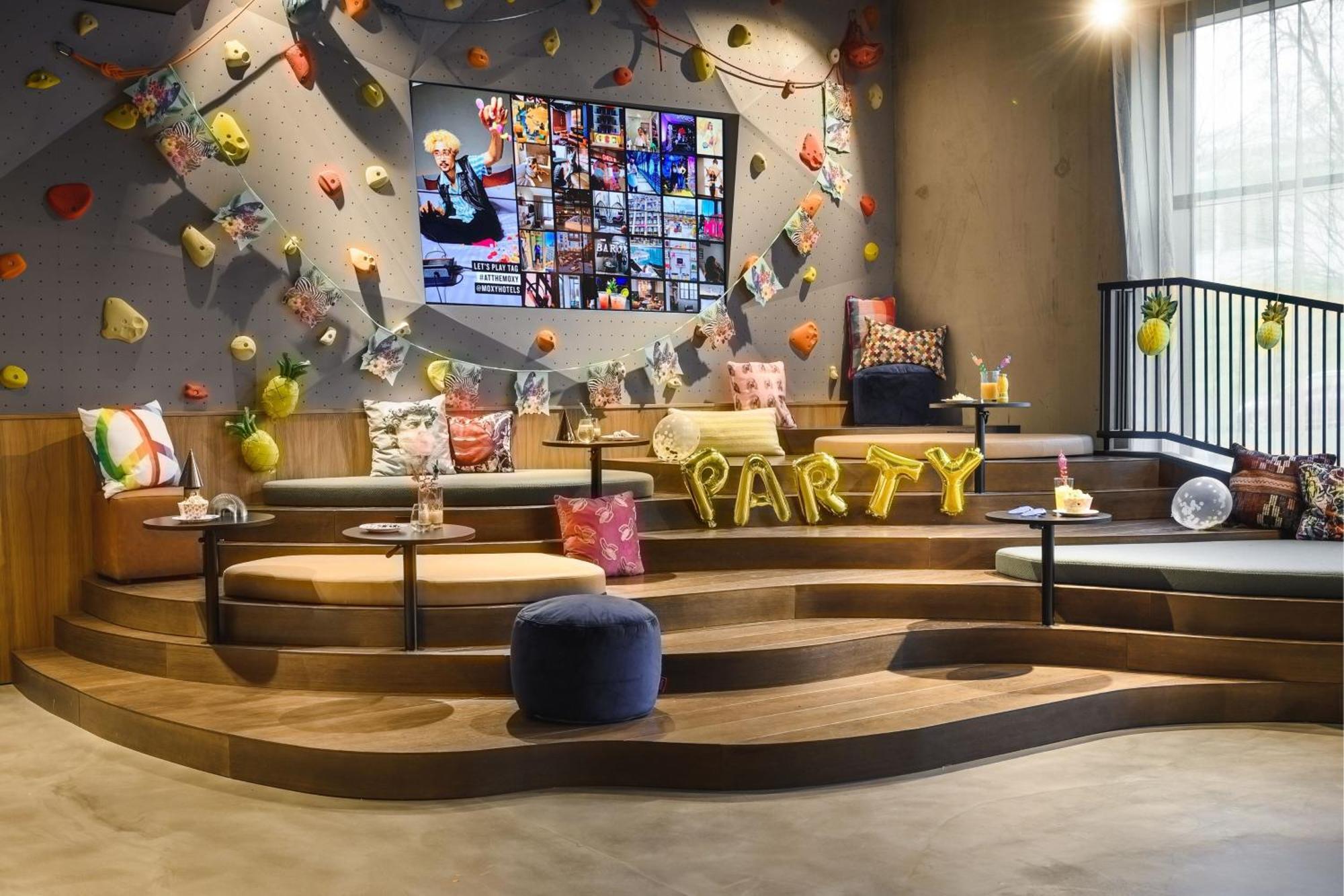 Moxy Dresden Neustadt Εξωτερικό φωτογραφία